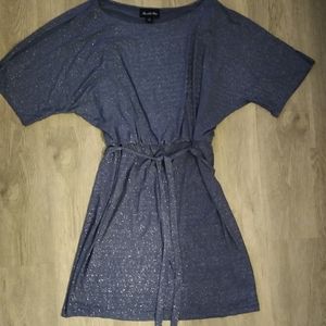 Shimmery short grey dress w/tie